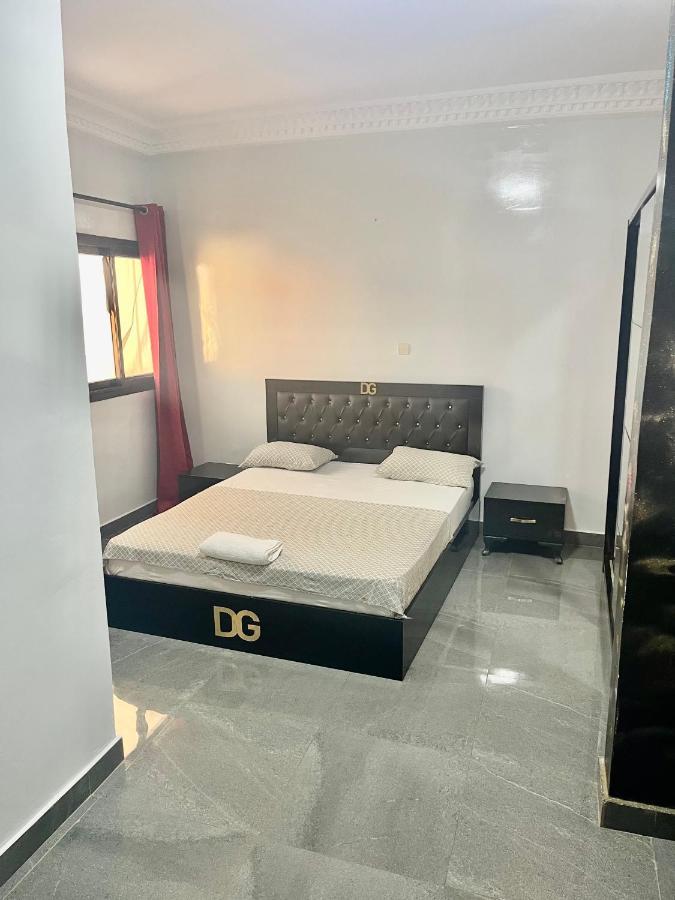 Residence Des Almadi Dakar Exterior foto